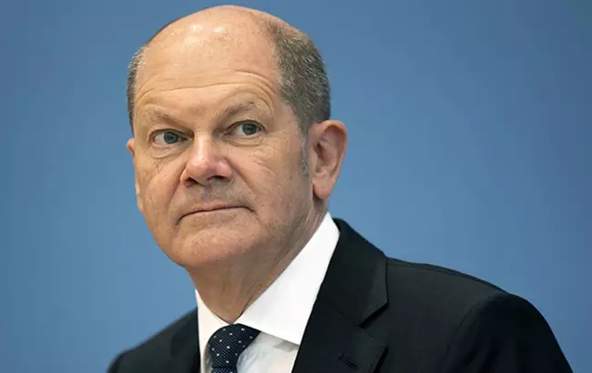 Şolz Hindistana səfər edəcək