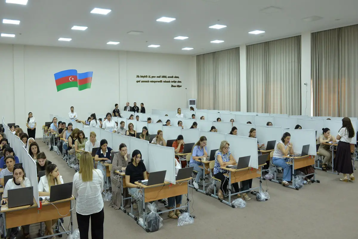 Media qurumlarının rəhbərləri və influenserlər sertifikatlaşdırma imtahanını izləyiblər