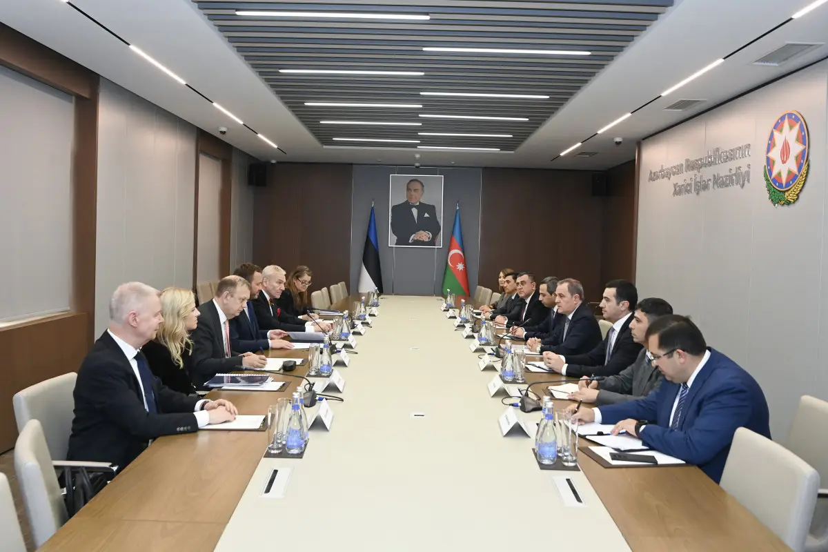 Azərbaycan və Estoniya XİN rəhbərləri görüşüb - YENİLƏNİB