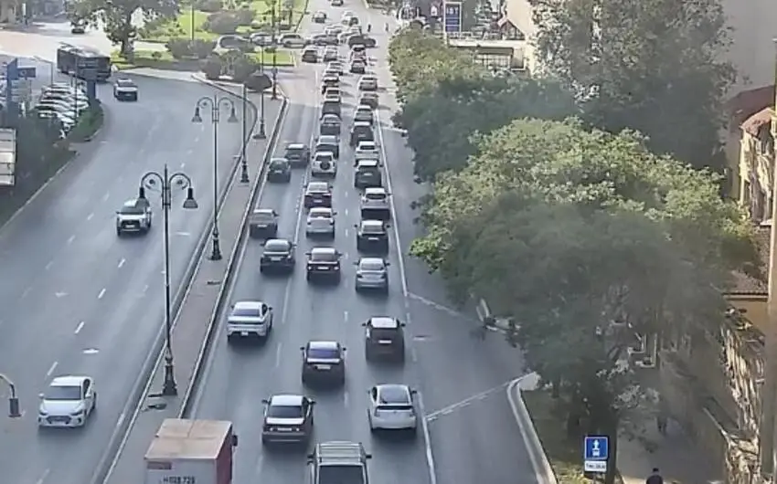 Bakıda bu yollarda sıxlıq var - SİYAHI