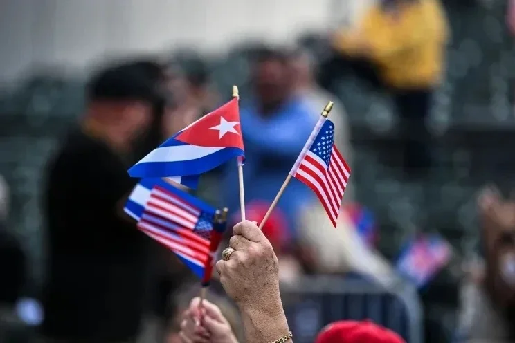 ABŞ Senatı Kubaya qarşı hərbi güc məhdudiyyətini rədd etdi