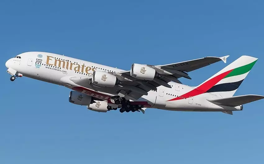 “Emirates” aviaşirkəti sərnişinlərə təyyarəyə peycer və radio aparatları götürməyi qadağan edib