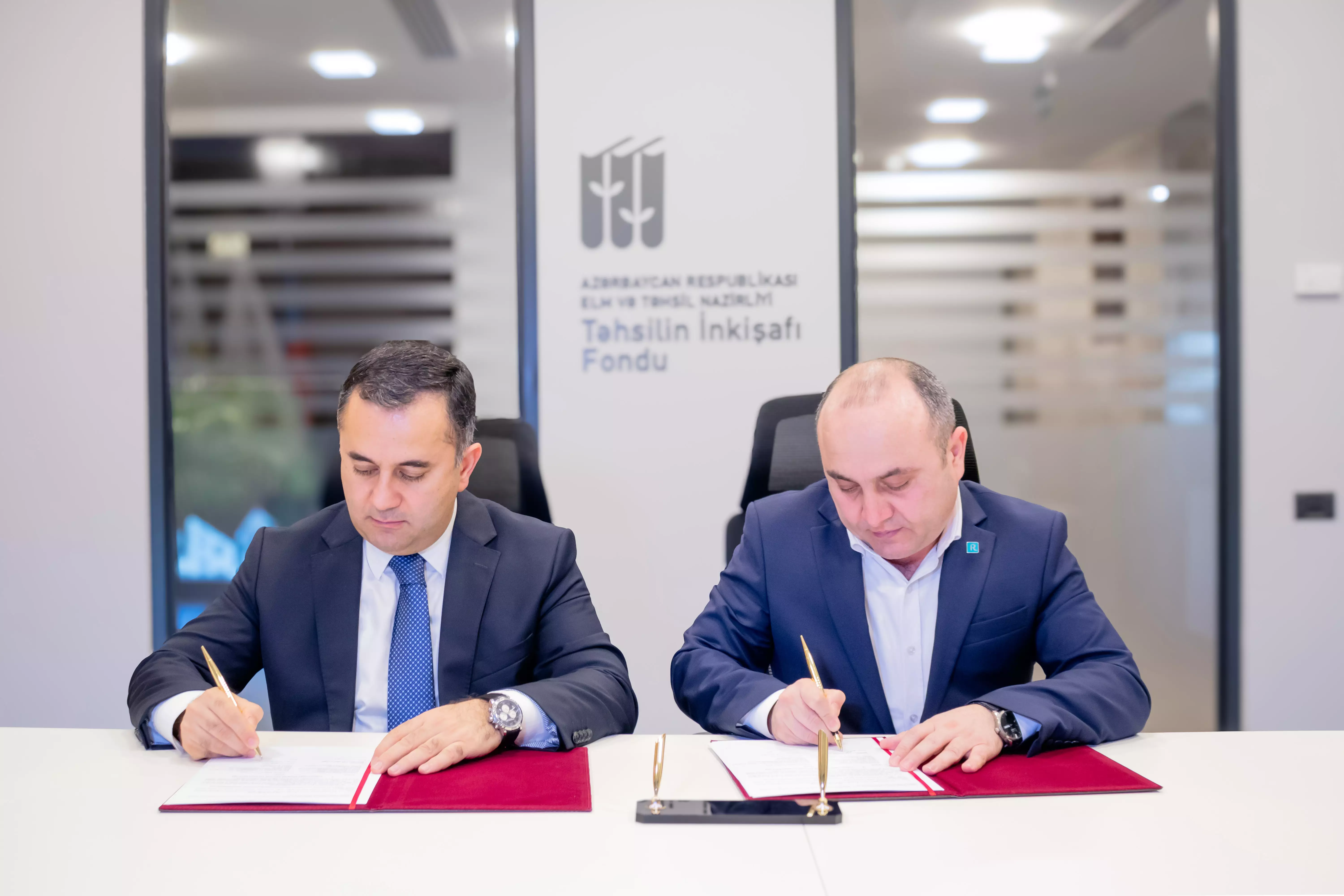 “Referans" klinikalarında tələbələr üçün çek-ap müayinə ödənişsiz oldu