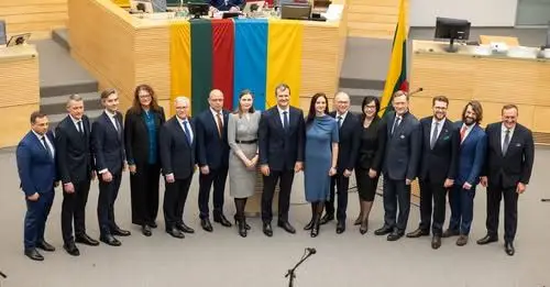 Litva prezidenti Nazirlər Kabinetinin istefasını qəbul edib