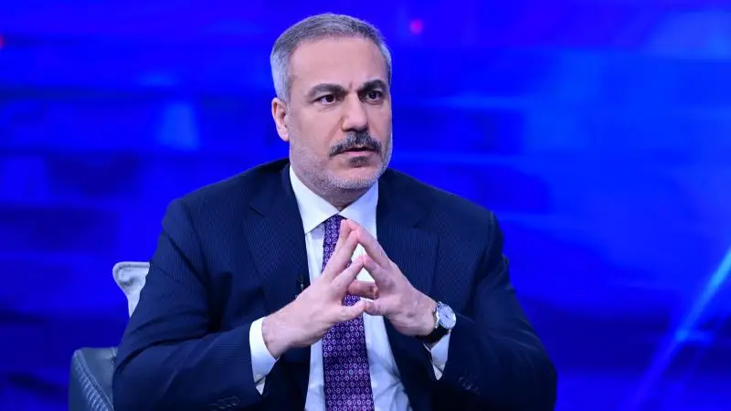 Fidan İngiltərə və Almaniyalı həmkarları ilə telefon danışığı aparıb