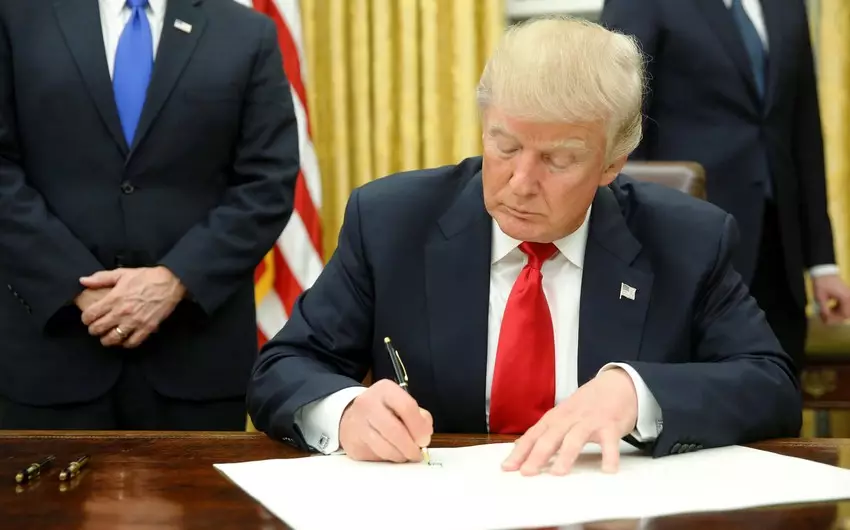 Tramp inauqurasiyadan dərhal sonra təxminən 100 fərman imzalamağı planlaşdırır