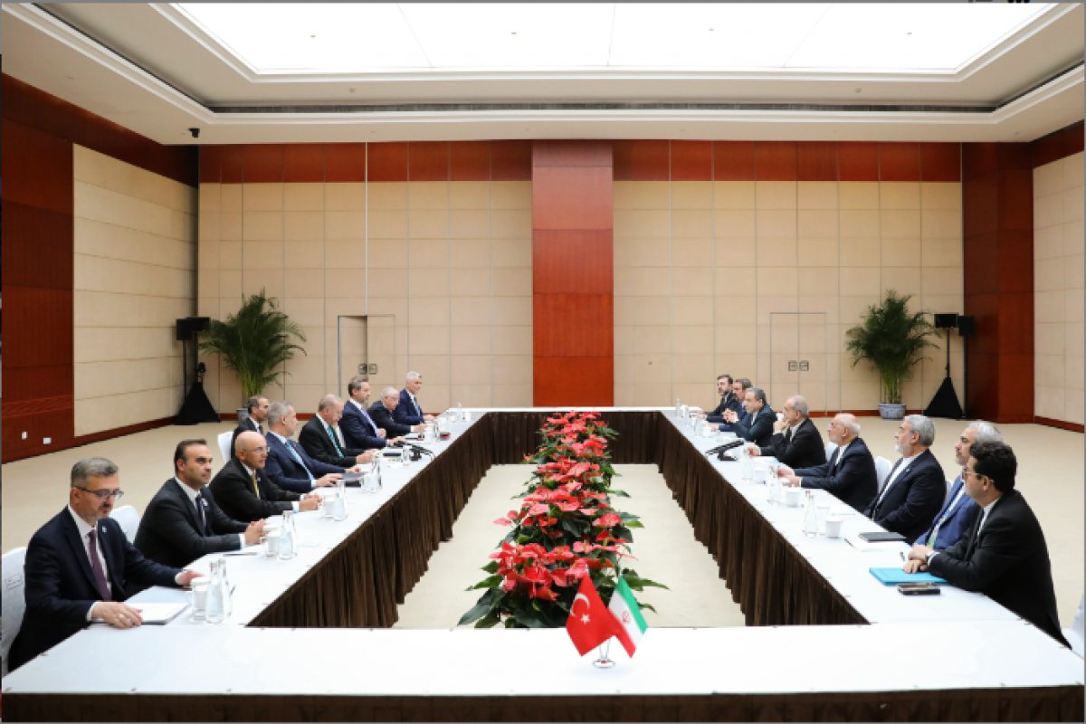 Ərdoğan və Pezeşkian Çində görüşüb