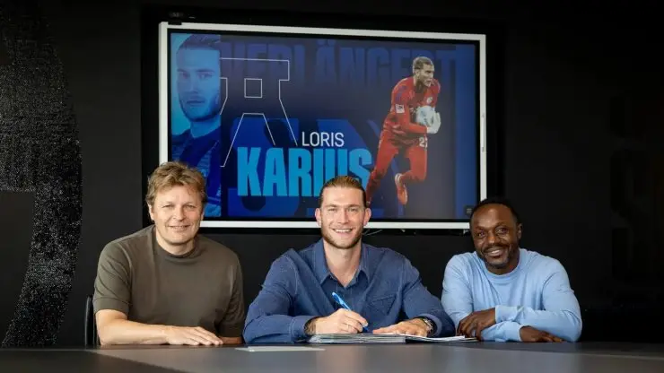 Karius "Şalke" ilə müqaviləni uzadıb