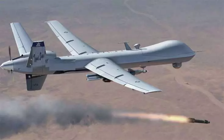 Ukraynada PUA təcili yardım maşınına çırpılıb