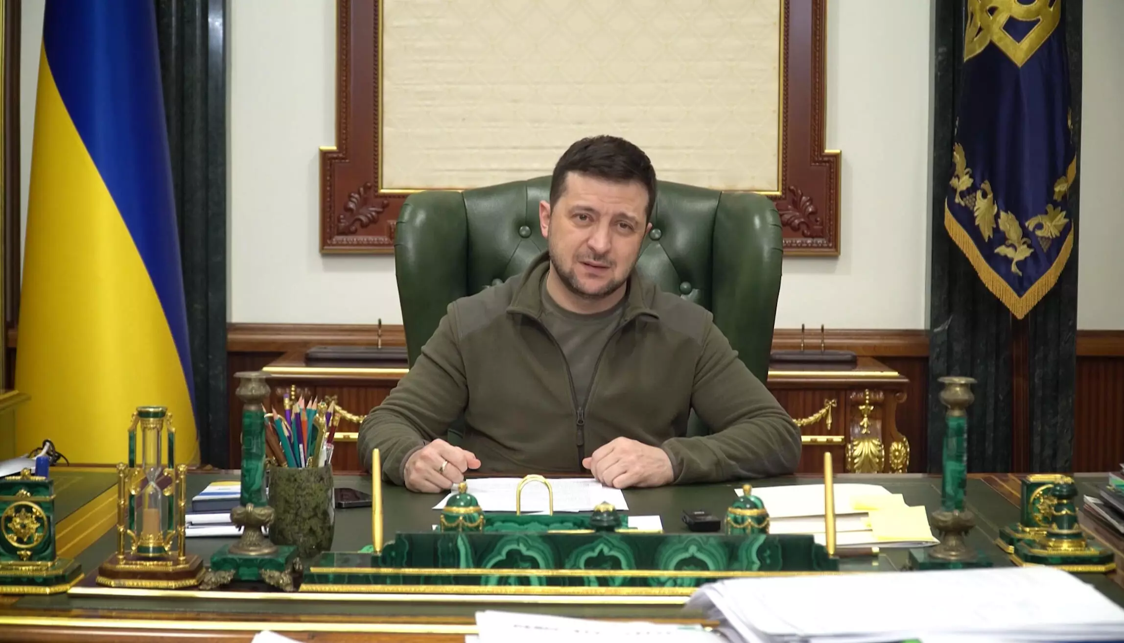 Ukraynada prezident ofisi rəhbərinin iki müavini işdən çıxarılıb