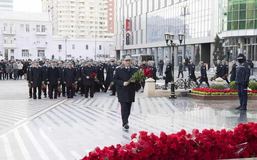 DTX-nin əməkdaşları Xocalı abidəsini ziyarət ediblər