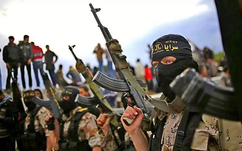 KİV: İŞİD-in hücumu nəticəsində İraqın 5 hərbçisi həlak olub