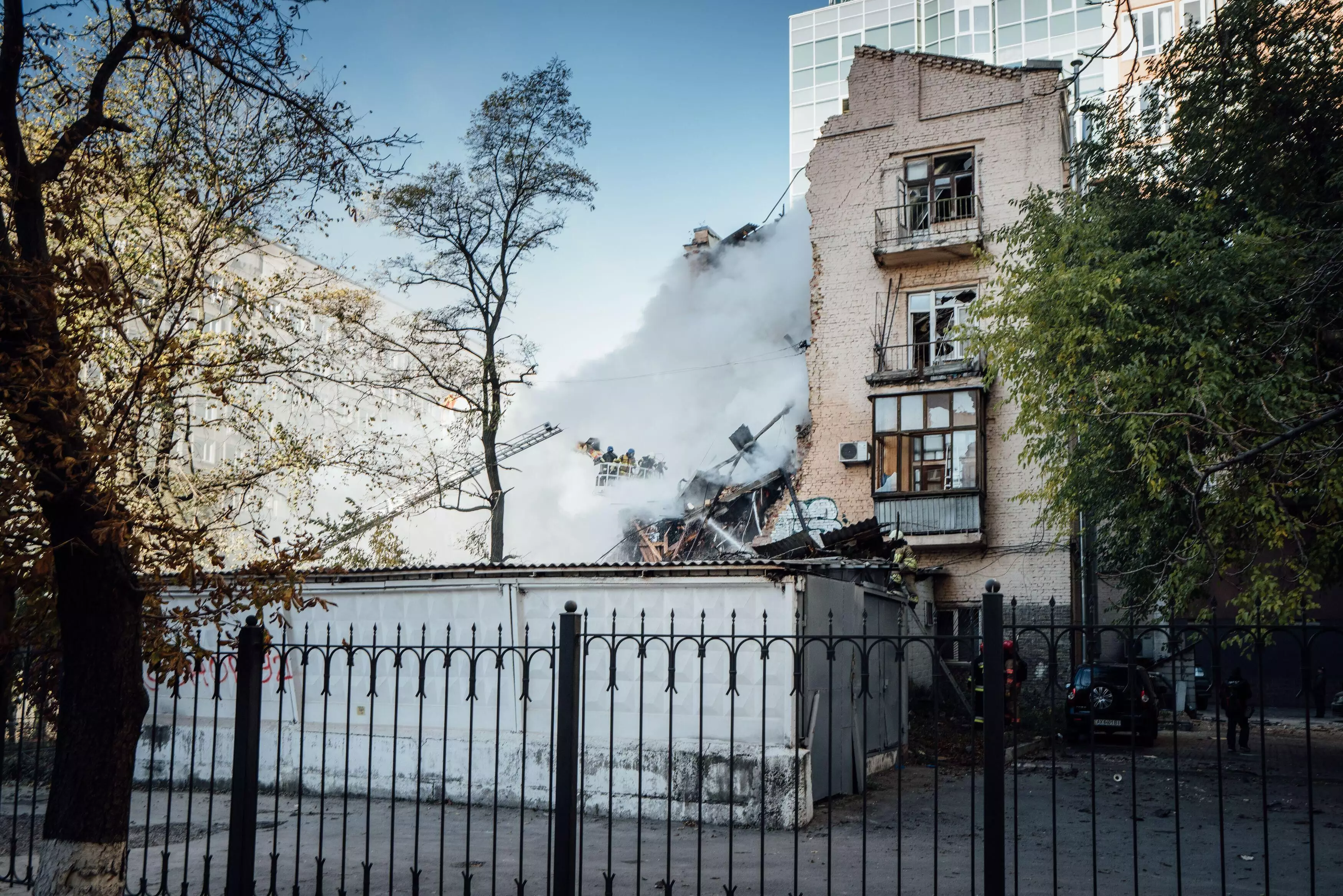 Kiyev İrana məxsus dronların hücumuna məruz qalıb