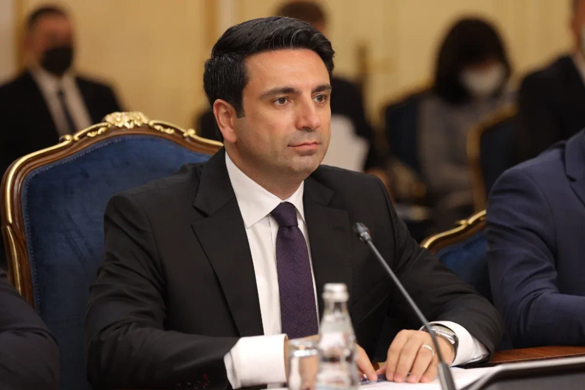 Alen Simonyan Türkiyəyə səfər edəcək