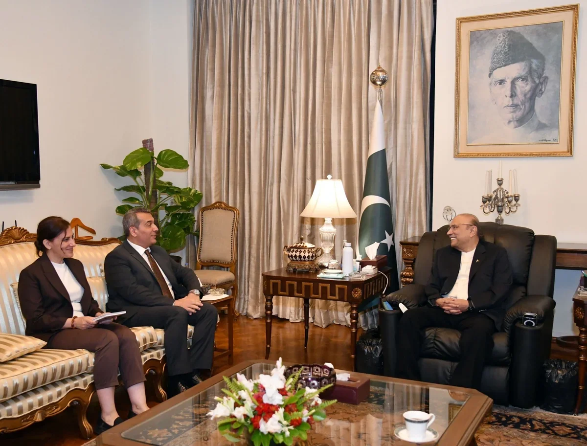 Pakistan President Zardari highlights strategic ties with Azerbaijan