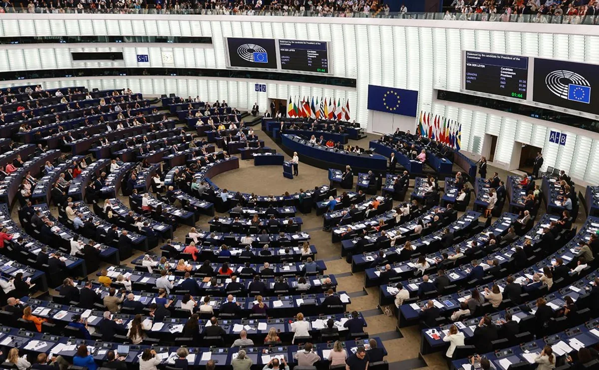 Депутаты Европарламента раскритиковали политику ЕС против Баку