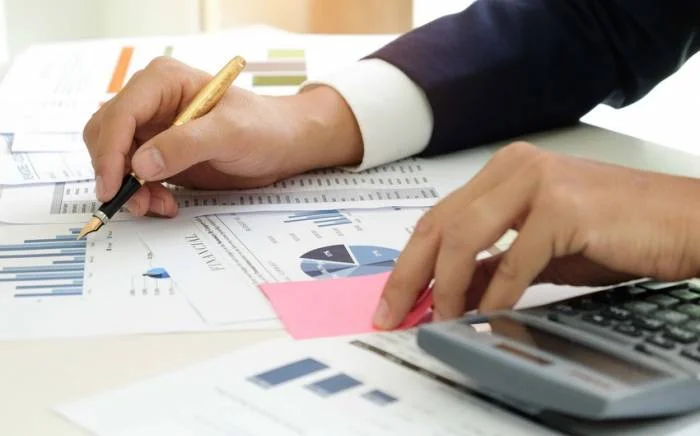 Azərbaycan iqtisadiyyatı 1%-dən çox böyüdü