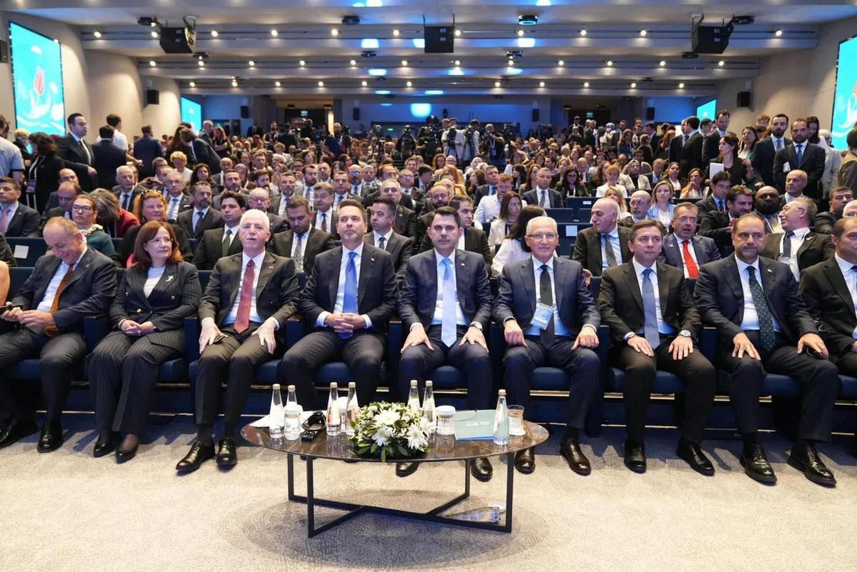 Azerbaijan delegation attends Istanbul Climate Finance Summit