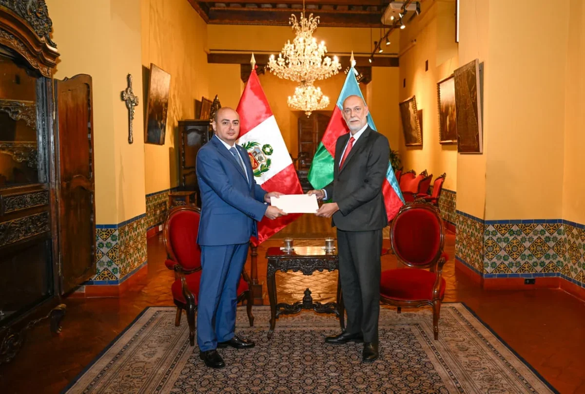 Azerbaijani ambassador presents credentials in Peru