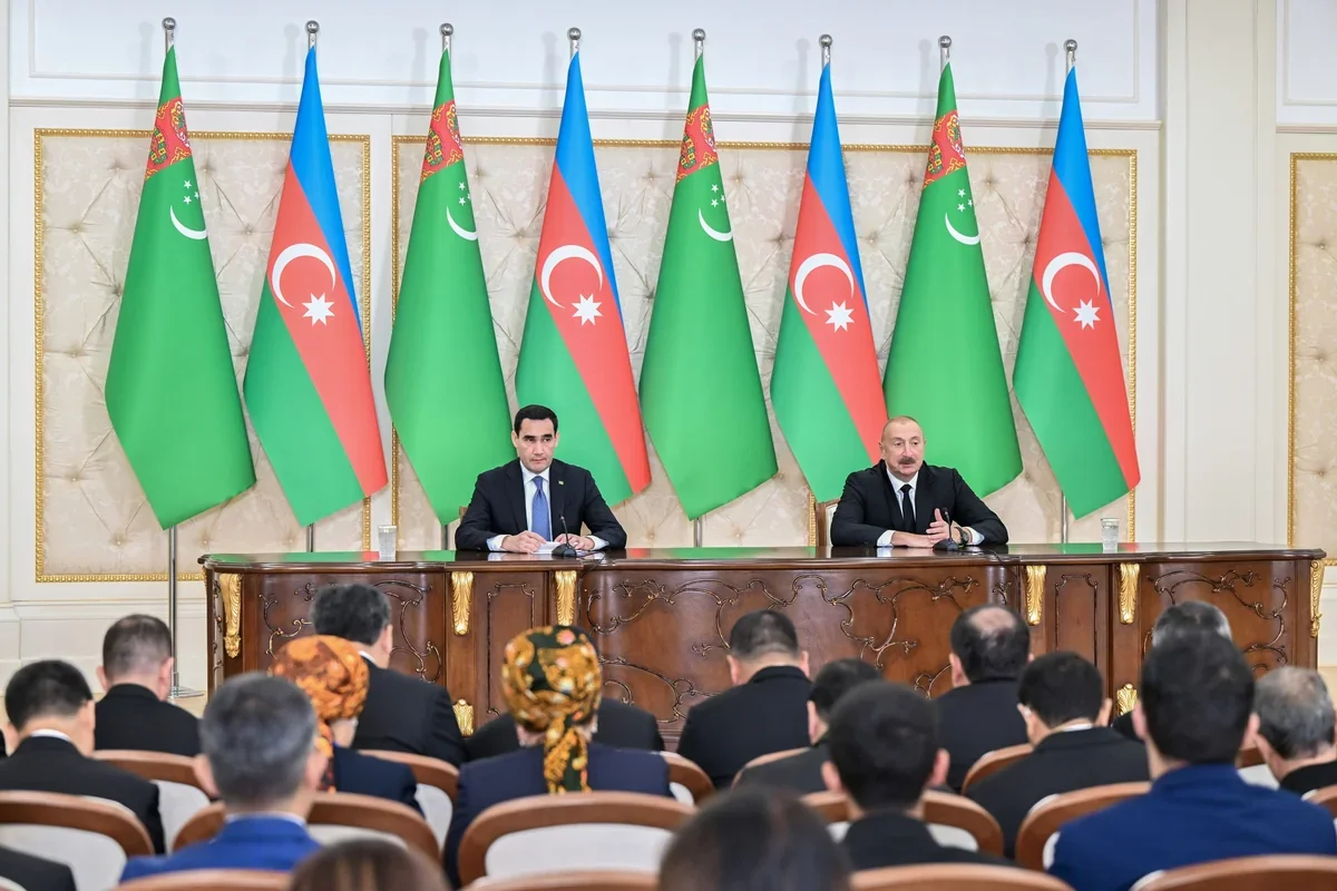Presidents of Azerbaijan and Turkmenistan make press statements