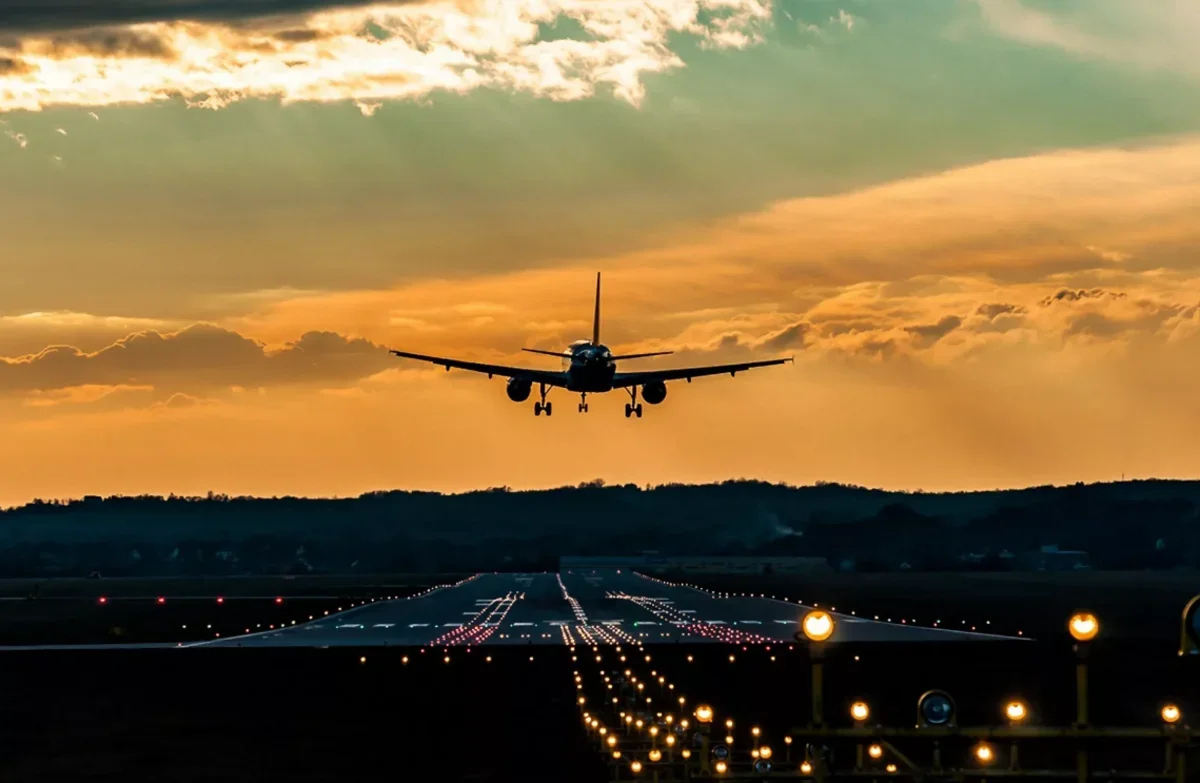 Azərbaycan vətəndaşları Yaxın Şərqdən təxliyə edilir - Rəsmi