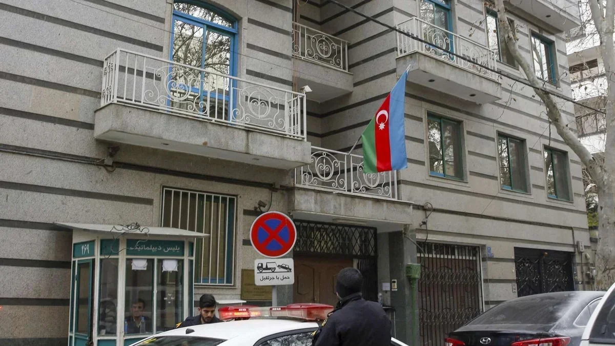 Посольство и консульство Азербайджана в Иране включены в список дипмиссий в условиях войны