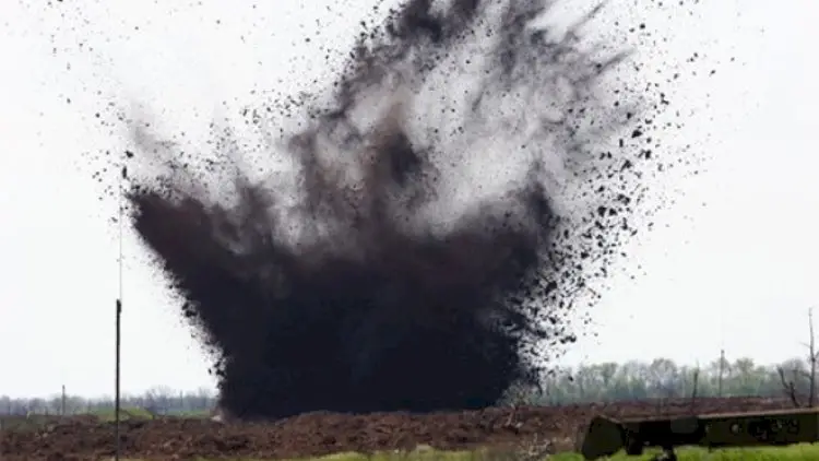 Ağdamda ekskavator minaya düşdü - YENİLƏNİB