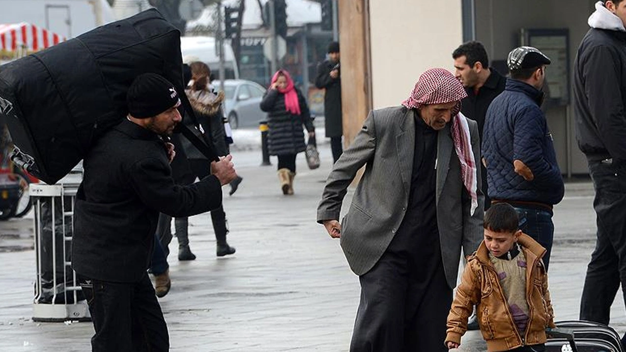 Türkiyə ərazisindəki suriyalıların sayı açıqlanıb