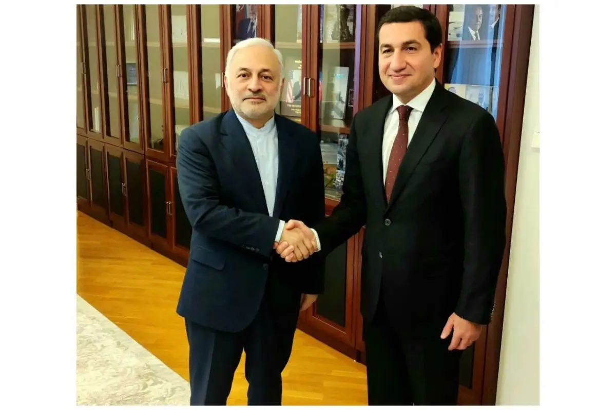 Hikmət Hacıyev Vahid Cəlalzadə ilə görüşdü - FOTO