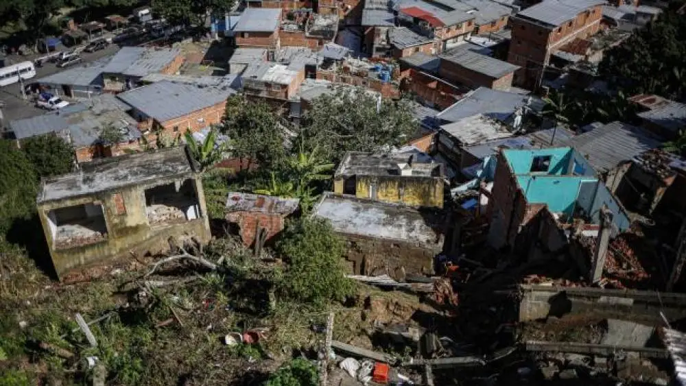 Venesuelada qızıl mədəni çökdü - ölənlər var