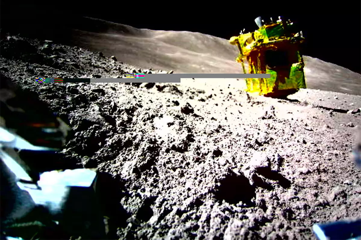 Yapon modulu SLIM hədəfdən 55 km aralıda Aya enib