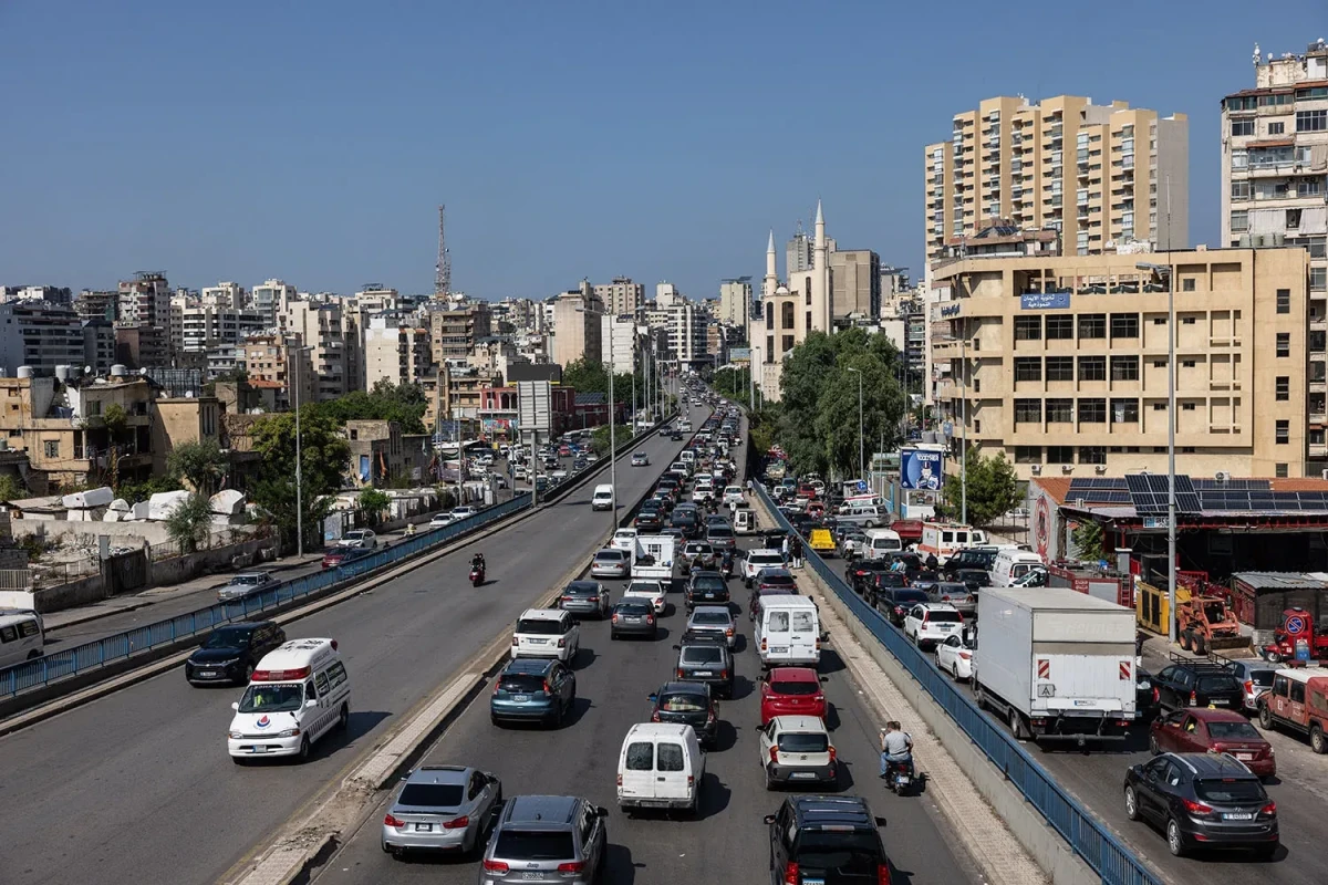 Azərbaycanın Livandakı səfirliyinin heyəti qismən təxliyə olunub