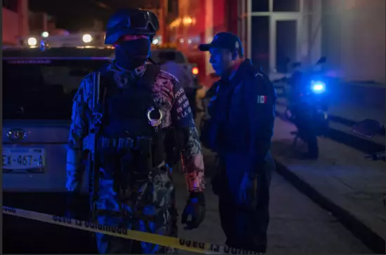 ABŞ-də silahlı hücum: 10 nəfər güllələnib