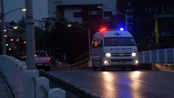 Tailandda avtobus qəzaya uğrayıb, 30-a yaxın turist xəsarət alıb