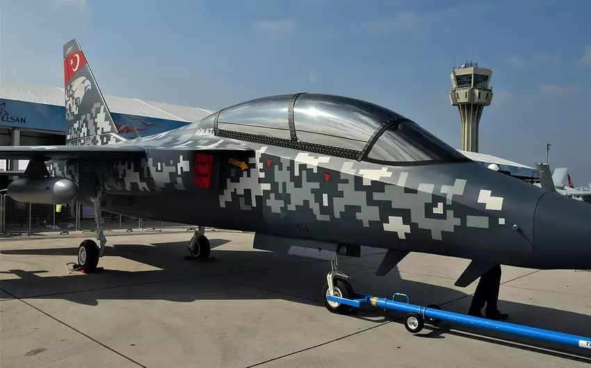 “Hürjet” döyüş təyyarəsinin Türkiyə Ordusunun inventarına veriləcəyi tarix açıqlanıb