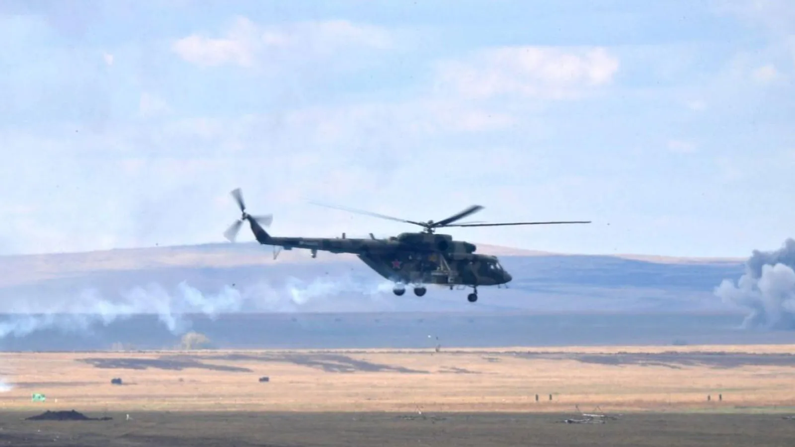 Özbəkistanda təlim uçuşu həyata keçirən hərbi helikopter qəzaya uğrayıb