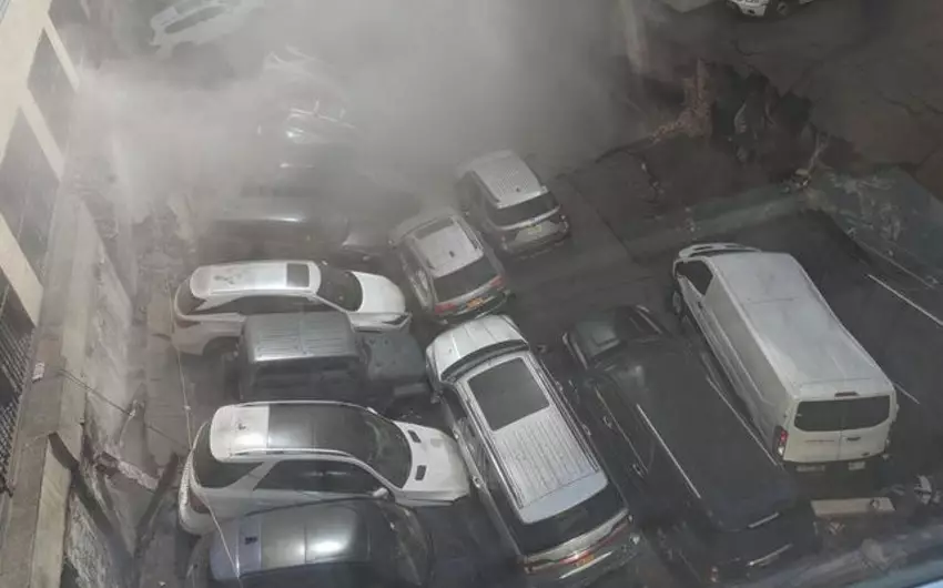 Nyu-Yorkda parkinq binası uçub