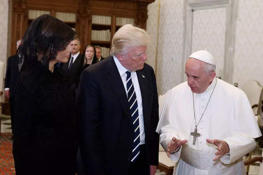 Ağ Ev Papanın vəfatı ilə bağlı başsağlığı verib