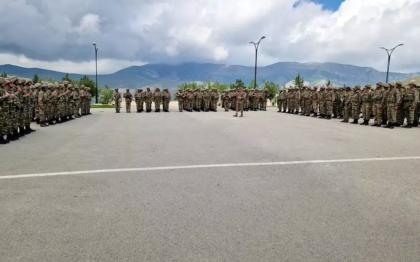 Azərbaycan MN: "Hərbi vəzifəlilərin təlim toplanışı davam edir"