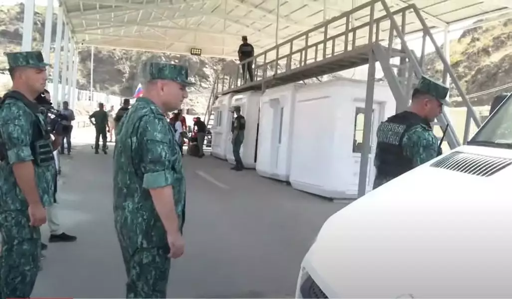 Erməni əsilli şəxslərin buraxılış məntəqəsindən keçidi təmin edilib