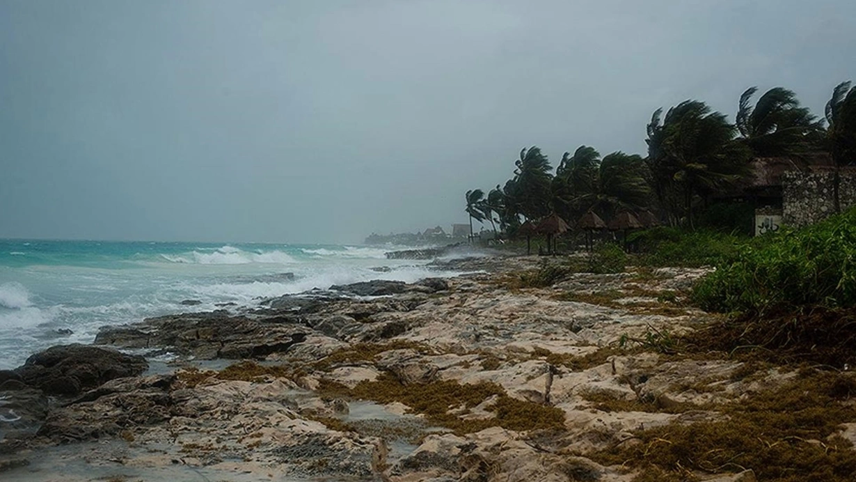 Meksikada qasırğa olub, ölən var