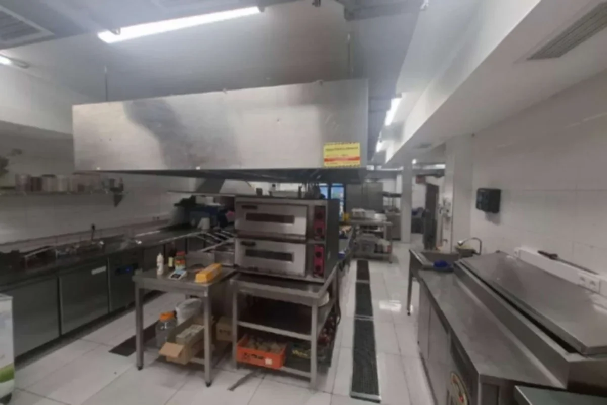 Bakı bulvarındakı əyləncə klubunda yararsız qida məhsulları aşkarlanıb