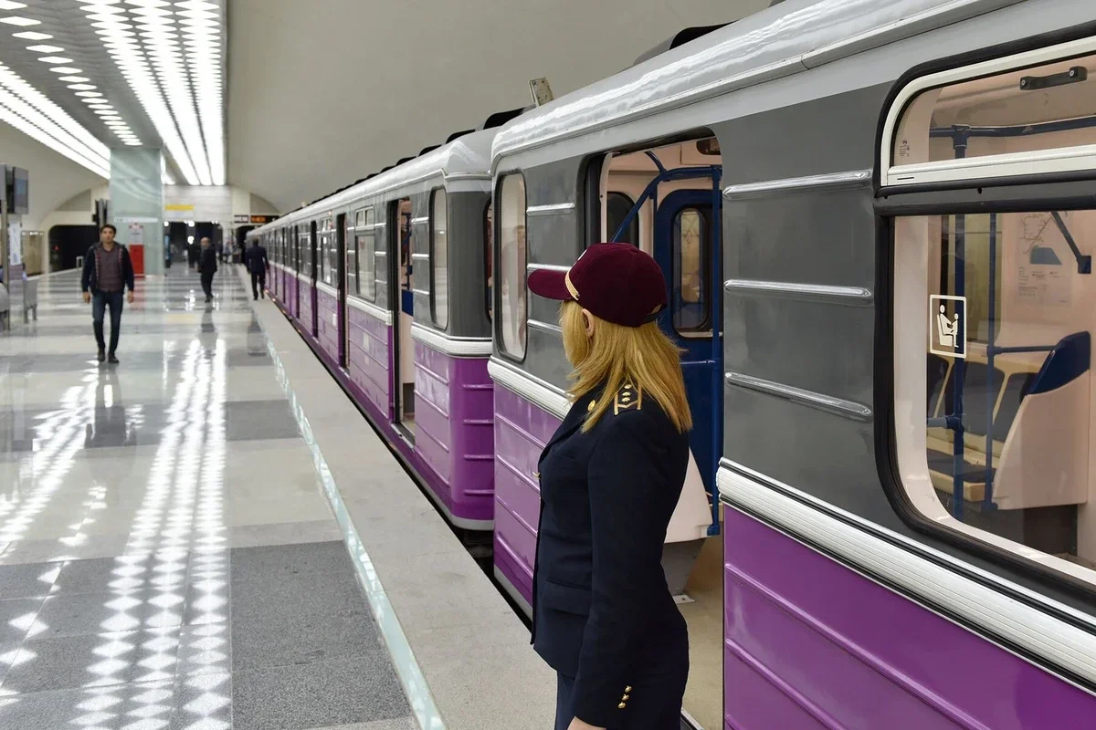 Bakı metrosunun "Bənövşəyi xətti" yay qrafikinə keçir