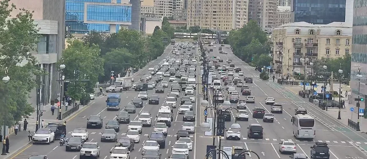 Bakı yollarında şok sıxlıq: Sürücülərin diqqətinə