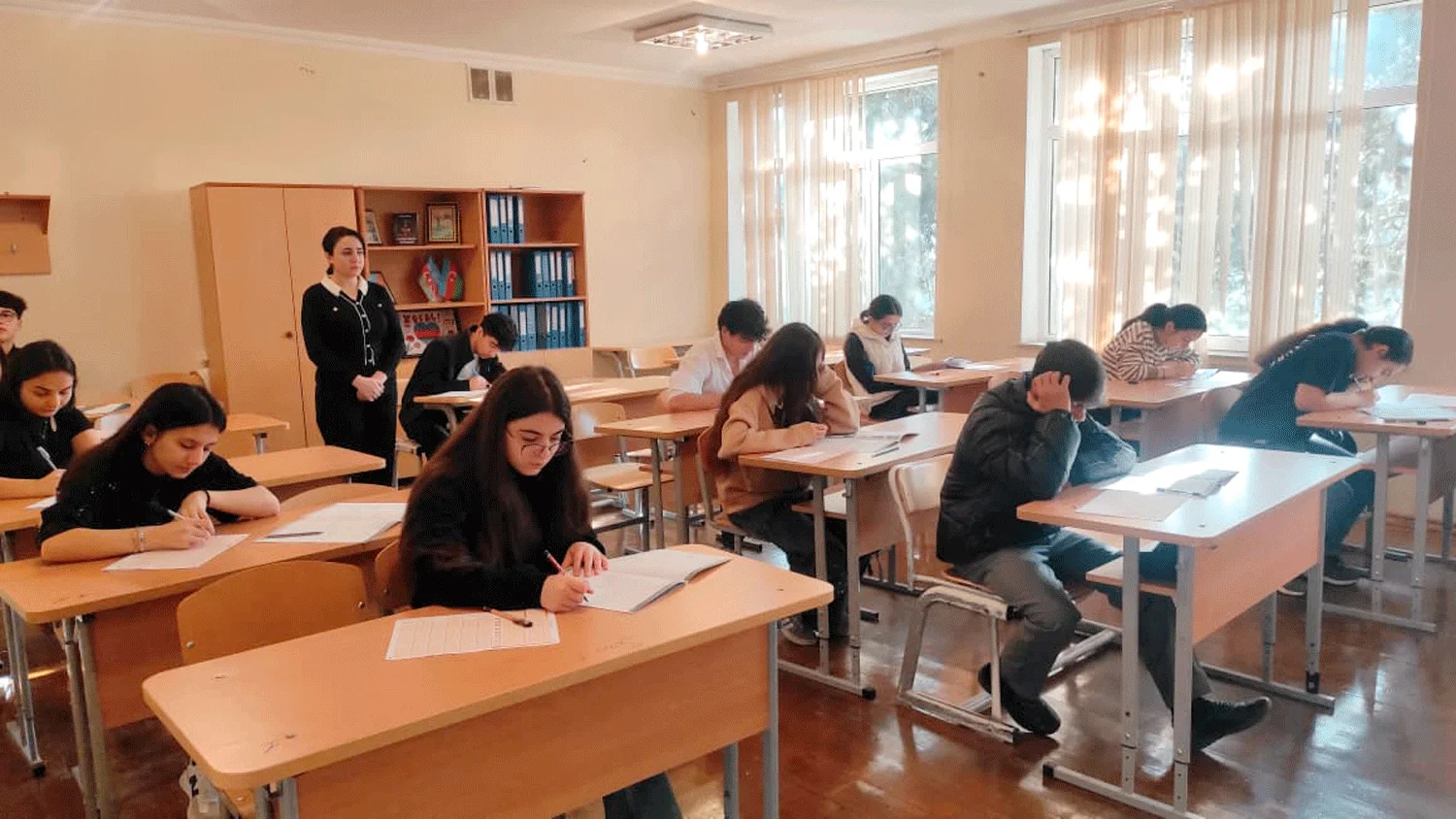 Bakıda dərslər distant olacaq: WUF13 ilə bağlı rəsmi əmr