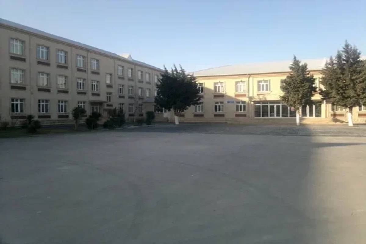 Bakıda məktəbdə zəhərlənmə: Bufet bağlandı, direktor cəzalandırıldı