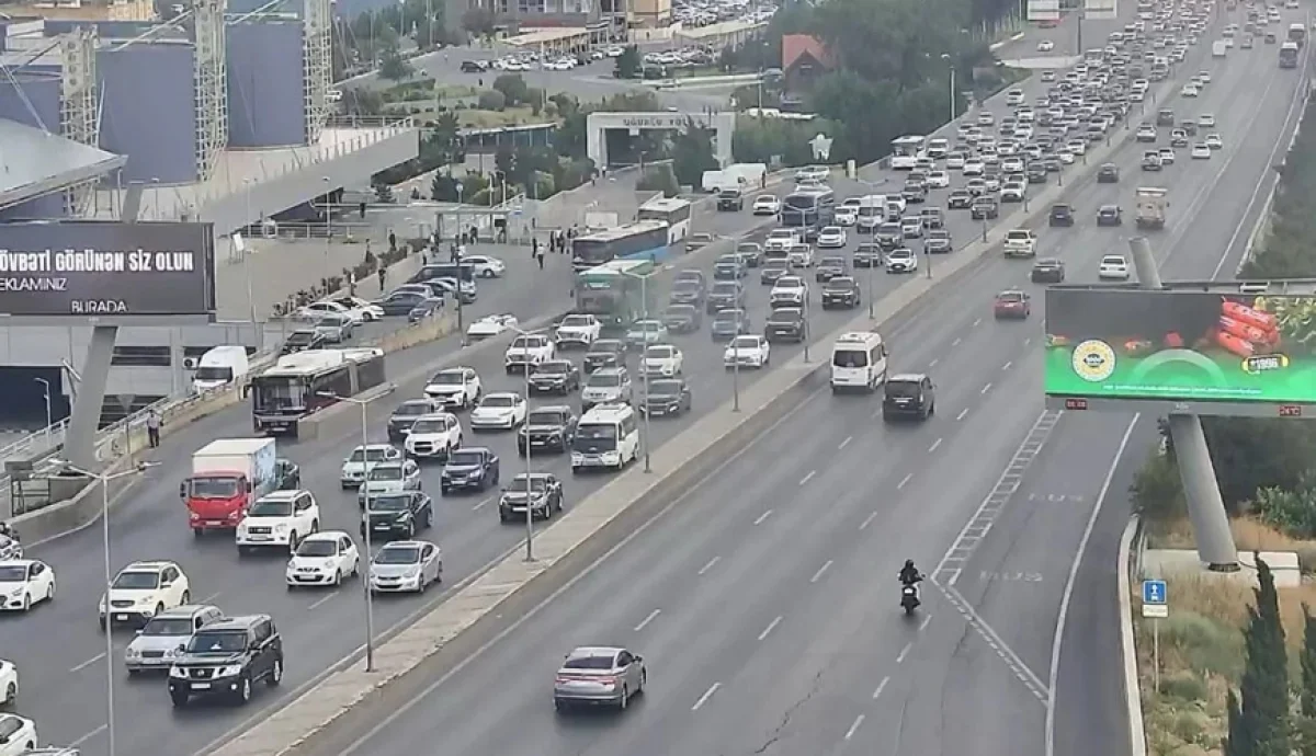 Bakının 4 əsas istiqamətində tıxac: Sürücülərin nəzərinə