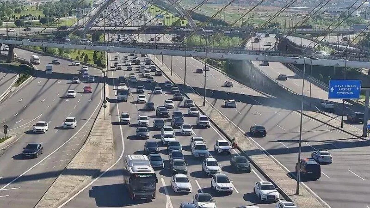 На этих улицах Баку наблюдаются пробки – СПИСОК