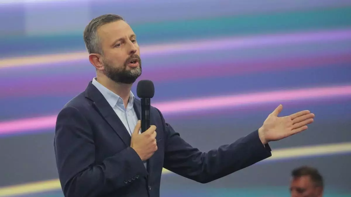 "Polşa artıq Ukraynaya silah vermək iqtidarında deyil"