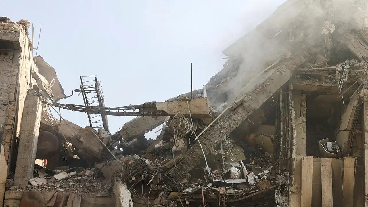 İsrailin İrandakı xəstəxananı vurduğunu dedi